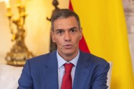 Sánchez consolida el embargo de armas a Israel por ley y la prohibición de paso de aviones y barcos con material de guerra pero no rompe relaciones