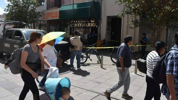 Desalojan Joyería Centenario en el centro de Chihuahua capital
