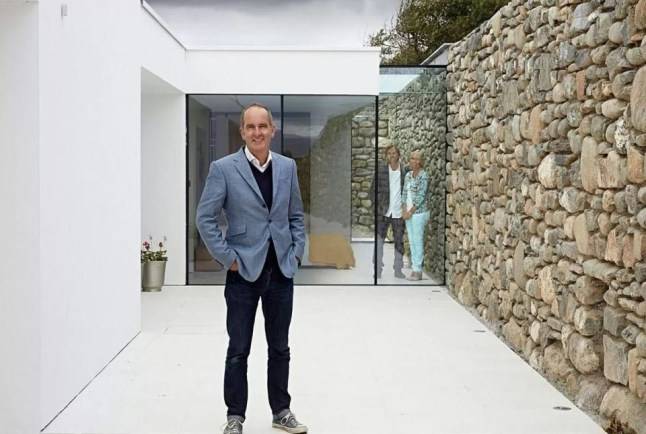 Home featured in Channel 4’s Grand Designs faces ‘immediate threat’ of crumbling into sea
