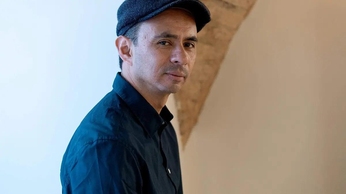 El tlaxcalteca Amílcar Rivera conquista Europa con su arte