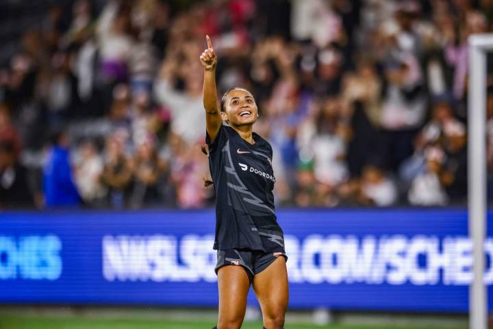 NWSL: Chelsea courting Alyssa Thompson compliments and concerns an NWSL in need of marquee names