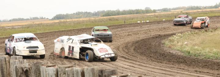 Yellowhead Speedway closes season with make