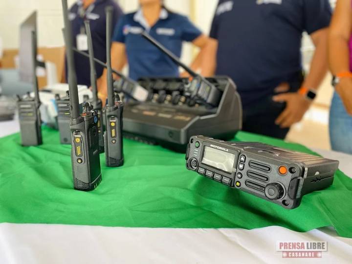 Equipos tecnológicos y enseres por $400 millones entregó la Alcaldía de Aguazul a la Policía
