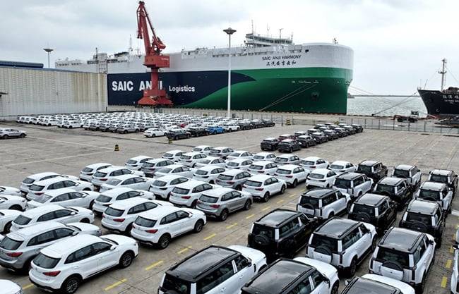 China rechaza arancel del 50% a autos propuesto por México; califica la medida de ‘coerción’