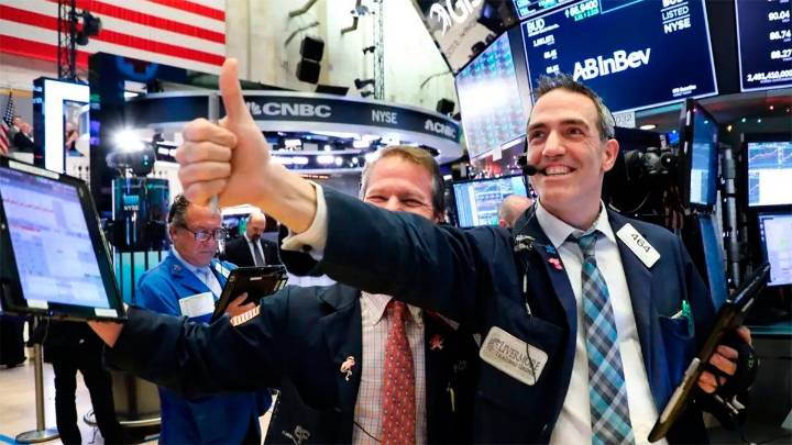 Bonos y acciones argentinas suben hasta 8% en Wall Street tras el anuncio del Tesoro de EE.UU.