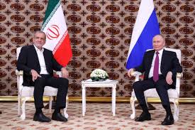 Teherán y Moscú firman un acuerdo de 25.000 millones de dólares para construir plantas nucleares en Irán