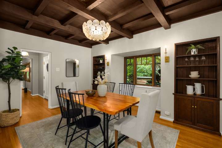 A celebrated architect’s 1926 honeymoon cottage in Sellwood is for sale at $985K