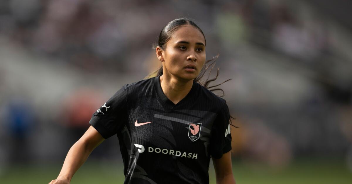 Angel City defeats Bay FC, but is Alyssa Thompson leaving for Chelsea?