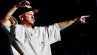 Residente alza la voz contra el “genocidio” en Gaza junto a miles de mexicanos