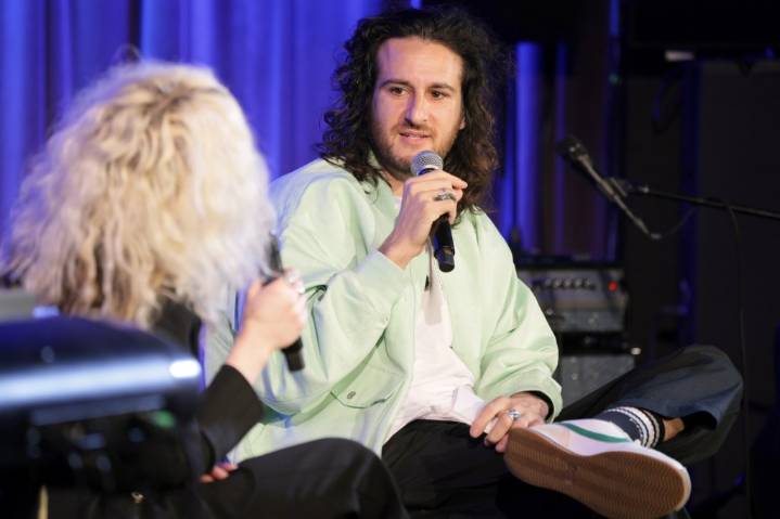 Why Jeff Weiss melds fiction and nonfiction in ‘Waiting for Britney Spears’