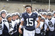 AP Top 25: Oregon jumps to No. 4 behind Ohio State, Penn State to give Big Ten three of the top teams