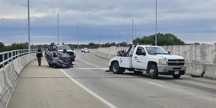 LIVE: Police respond to rollover crash in west Lincoln