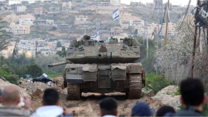 Desde la Franja de Gaza denuncian que ya son más de 270.000 los desplazados tras la ofensiva de Israel en la ciudad