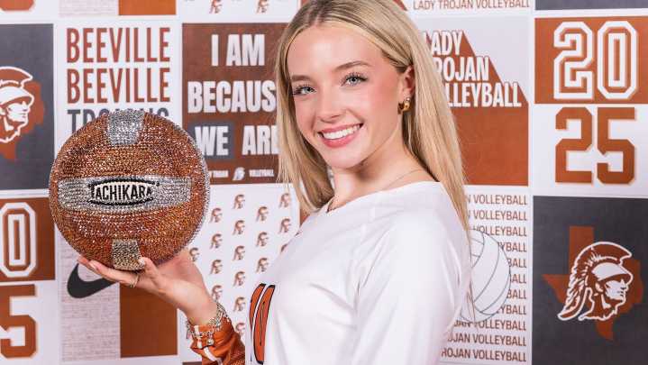 Beeville's Harper Green leads high school volleyball top performers
