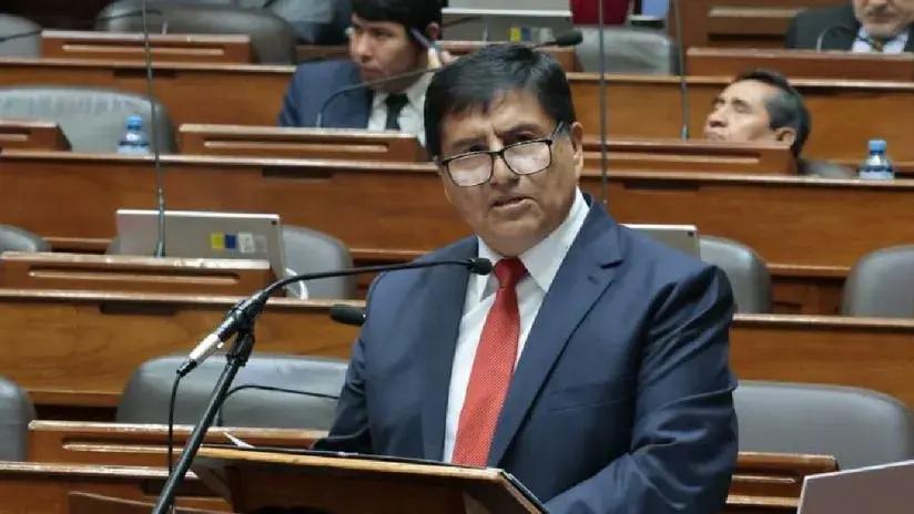 Ministro Malaver dice que los estados de emergencia "generan impacto", pero reconoce que "no son una solución definitiva"