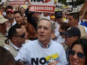 Candidatura de Uribe al Senado redobla la batalla por el Congreso en 2026