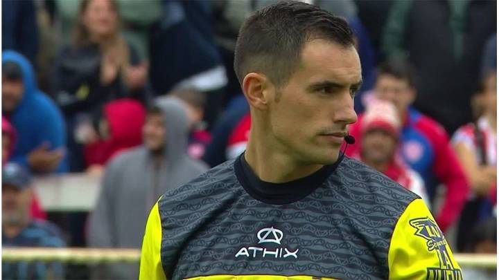 Unión ya tiene árbitro para visitar a Gimnasia (LP) en la 8ª fecha del Clausura