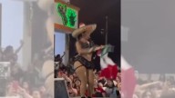 Indigna Grito en Reforma, Chiapas; terminó con show de bailarina semidesnuda