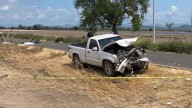 Mueren dos estudiantes tras choque en moto en carretera a Sinaloa municipio