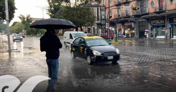 Inundaciones, ocho derrumbes y 12 casas afectadas, dejan lluvias en Puebla