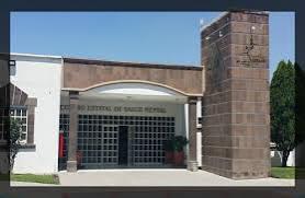 Joven agrede a su madre y vandaliza siete vehículos, en Saltillo