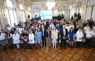 El gobernador recibió a estudiantes que representarán a Tucumán en las Olimpiadas Matemáticas ATACALAR 2025