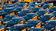 Un vídeo viral pone en jaque a un taxista en Barcelona