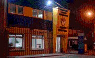 La policía detuvo a dos sujetos que intentaron robar en un colegio