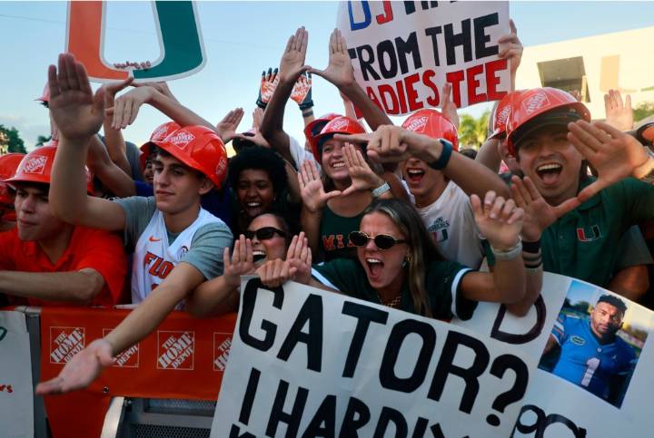 Miami Hurricanes fans 'juiced' for 'College GameDay' at UM
