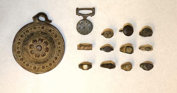 SFU students to determine origin, age of rare artifacts found at thrift store