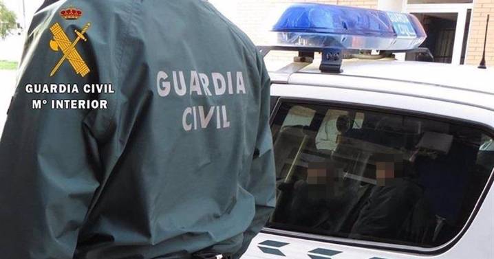 El hombre que intentó quemar viva a su expareja en un coche en Cuéllar, un expresidiario inactivo en el VioGén