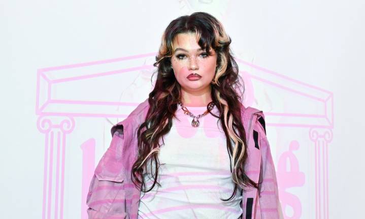 Lola Young cancels NJ show last minute, citing mental health