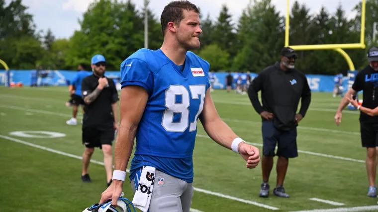 Sam LaPorta injury update: Lions' TE reportedly goes to locker room