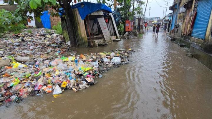 Heavy rainfall disrupts life in Vasai-Virar near Mumbai, waterlogging in low