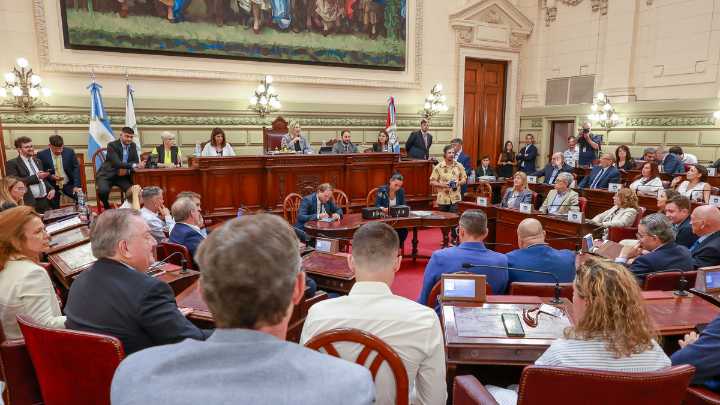 Piden explicaciones al gobierno provincial por partidas multimillonarias a asociaciones civiles