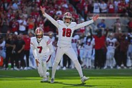 49ers 16, Cardinals 15: Pineiro hits walk-off field goal after Bosa leaves injured