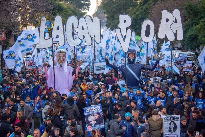 "El retiro del Estado no es gratuito". Triple crimen: La Cámpora cuestionó al Gobierno por eliminar las políticas de género