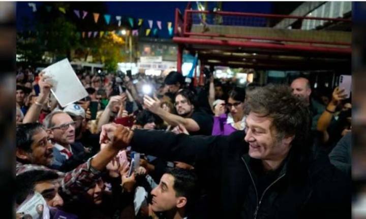 En plena campaña electoral, Javier Milei recorrerá más de diez provincias e iniciará por Tierra del Fuego