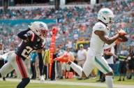 Miami Dolphins' Jaylen Waddle expected to play at Bills