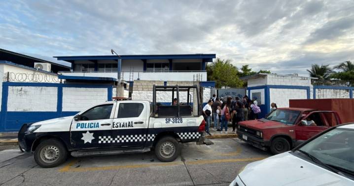 “El lunes no entren a la escuela": alumno amenaza con tiroteo en secundaria de Veracruz