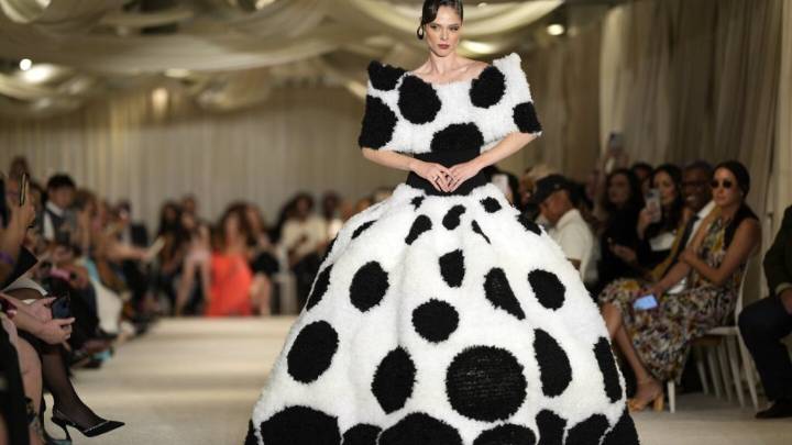 Christian Siriano transports New York Fashion Week attendees to the silver screen