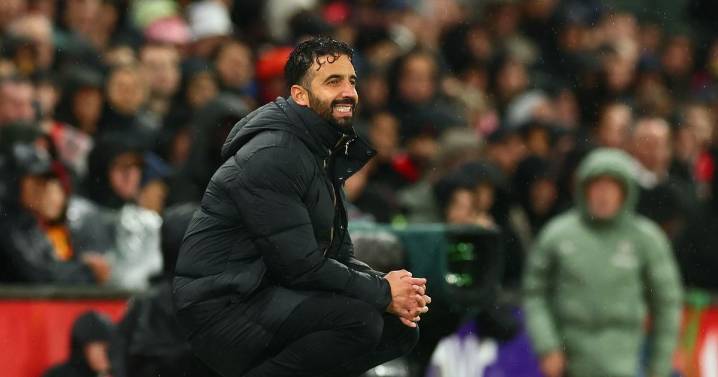 Manchester United transfer target told to 'stay humble' by his manager after £100m hunt