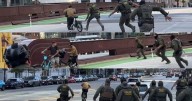 ¿Cómo lo hizo? Repartidor deja en ridículo a agentes de ICE tras persecución en Chicago (VIDEO)