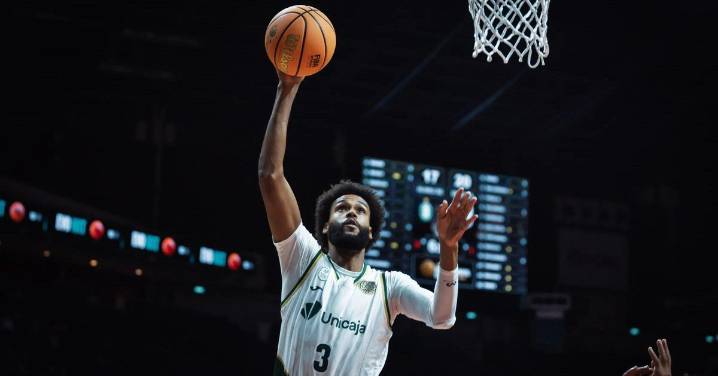Webb III: ''Tenemos que relajarnos, hemos cometido muchos errores cruciales''