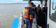 Guardacostas de Barranquilla salvaron a dos náufragos en Bocas de Ceniza: llevaban más de una hora nadando