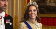 Photo: Kate Middleton’s Every Bit a Princess in Her Golden Silk Gown for State Banquet
