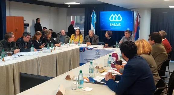 Atención y servicios en municipios, ejes del presupuesto 2026 del Imas