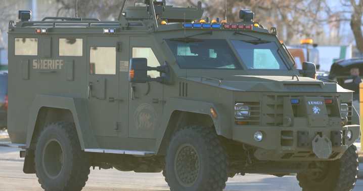 SWAT standoff underway in Arimo after man opens fire on mayor, sheriff's deputy