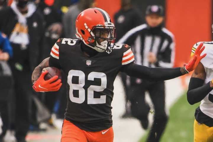 Former Browns WR Announces New Career Move Away From NFL Just 1 Year After Retirement After officially hanging up his cleats in 2024, a prominent Browns receiver is making his way through a challengin