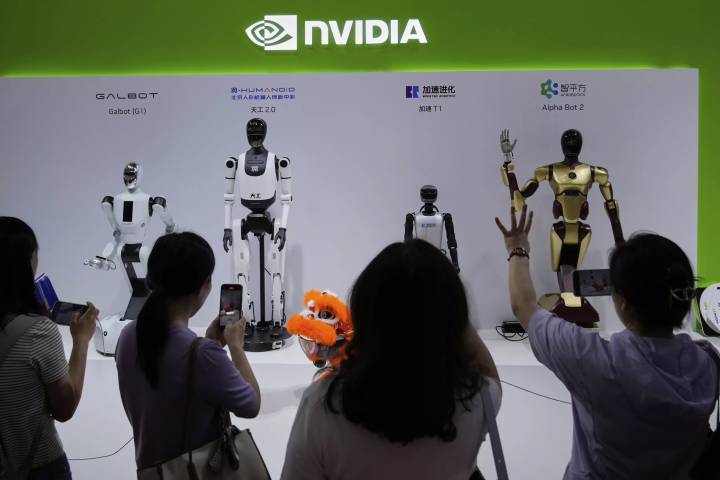 Nvidia invertirá 5.000 millones de dólares en Intel. Las firmas colaborarán en productos de IA y PC